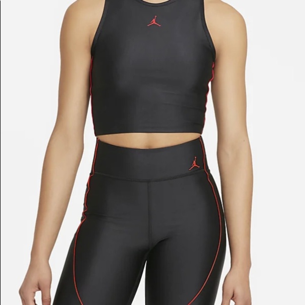 JORDAN Crop with Matching Shorts